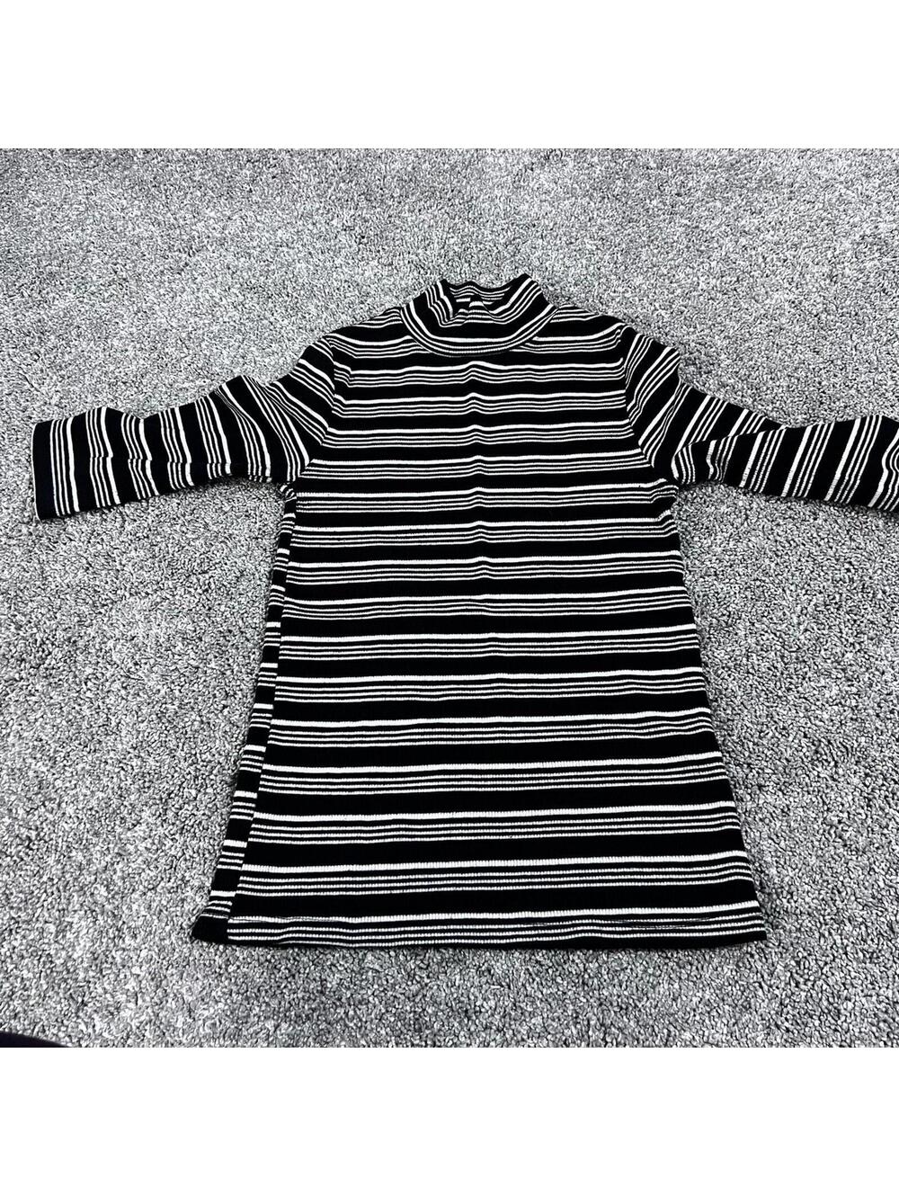 Zara Women's Black and White Stripped Shirt size XS